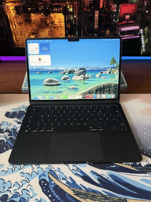 MacBook Air 13" M3 (2024) – 16GB RAM / 256GB SSD – Midnight – Ca Nou (16 Cicluri)