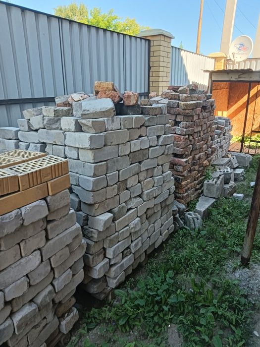 Продам кирпич б/у