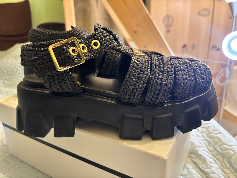 Prada Monolith Crochet Cage Sandals / Сандали 38 номер