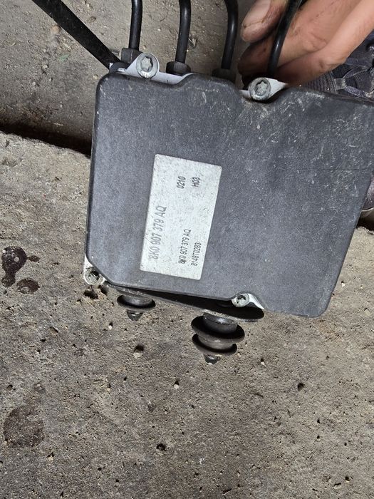 Pompa abs audi a4 b8