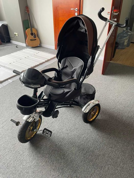 Детский трёхколёсный велосипед