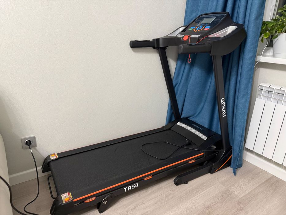 Беговая дорожка Genau TR50