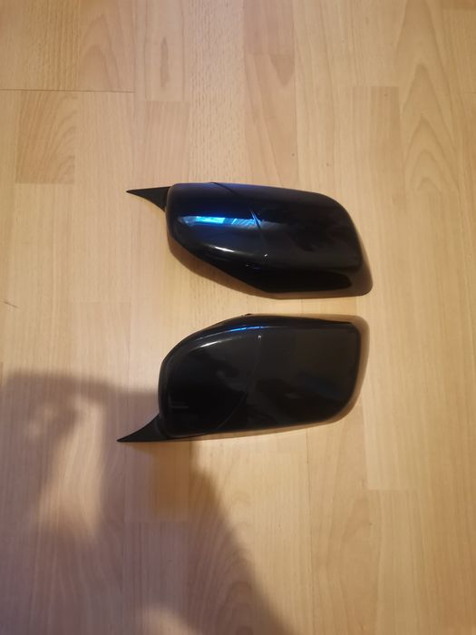 Capace ornamente oglinzi BMW E60 E61 model Batman negru lucios