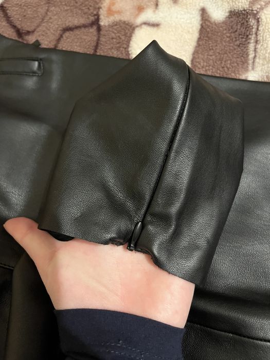 Pantaloni imitatie piele negrii