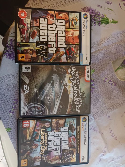 Jocuri video NFS și GTA de colecție