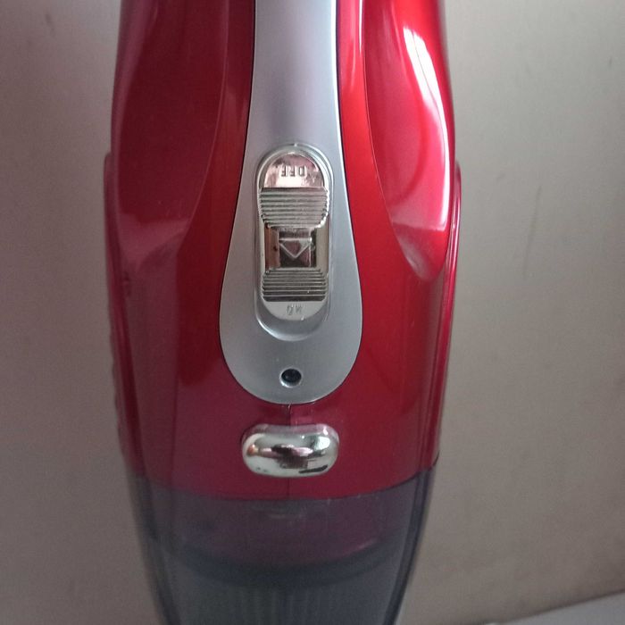 Вертикална прахосмукачка JK-010