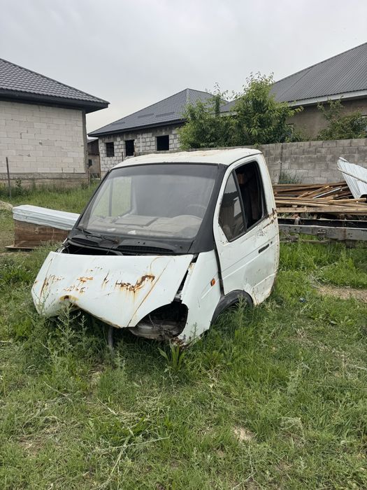 Продам срочно газел с доками авариным