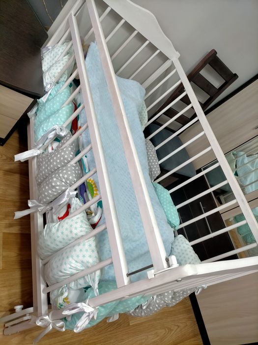 Продам детскую кроватку