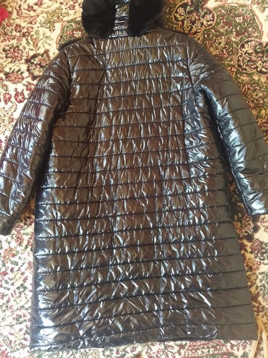 Туретски куртка сотилади ранги кора