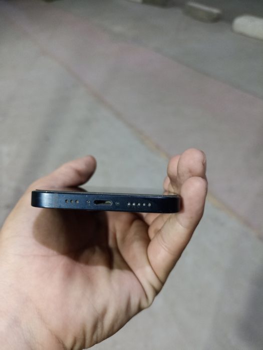 Iphone 12 64          .