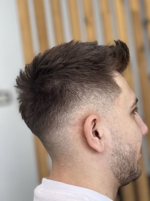 Curs Frizerie Profesional – Fade & Tehnică Corectă