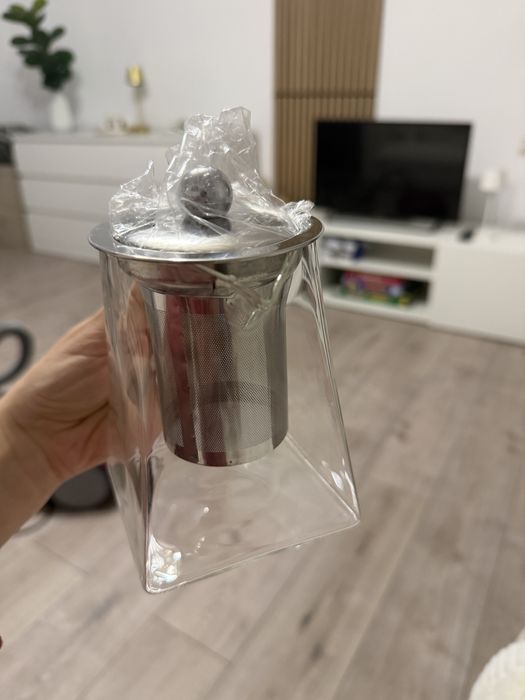 Infuzor de ceai/cafea din metal si sticla termorezistenta model patrat