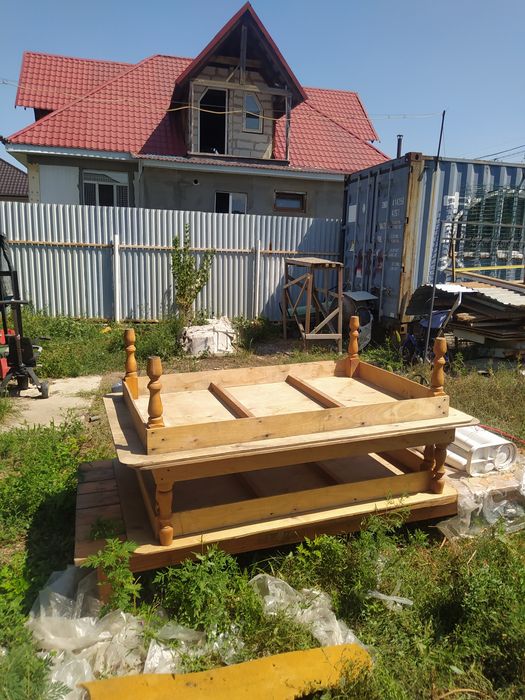 Продам стол для дома