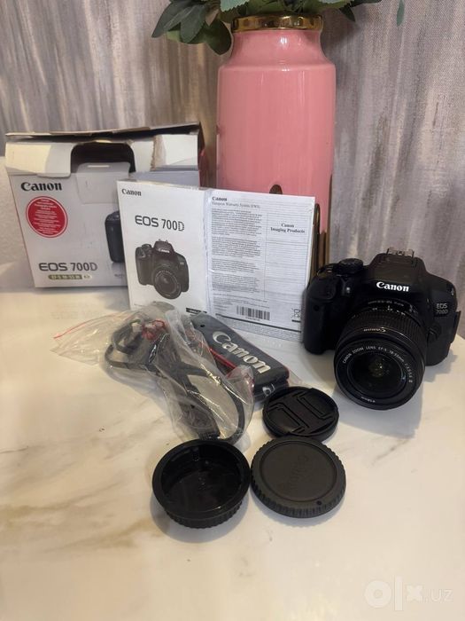 продаеться Canon eos 700 d