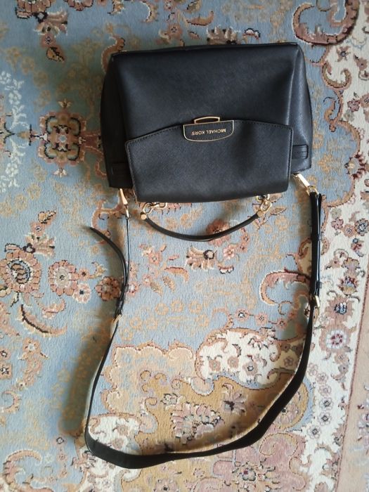 Продам две фирменные сумки Michael Kors (оригинал)