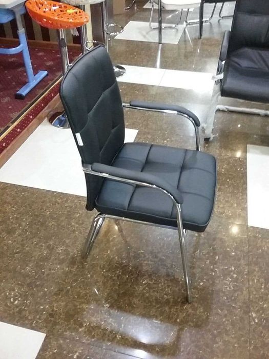 ZUMBAстулья для офисов и учебных учреждений.