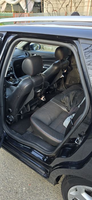 Ford mondeo 2.2 tdci 175cp Titanium kit ST de fabrica.PRET FIXXXXXXXX