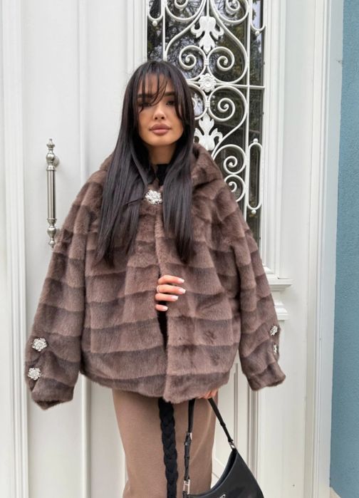 Дамско палто с  косъм