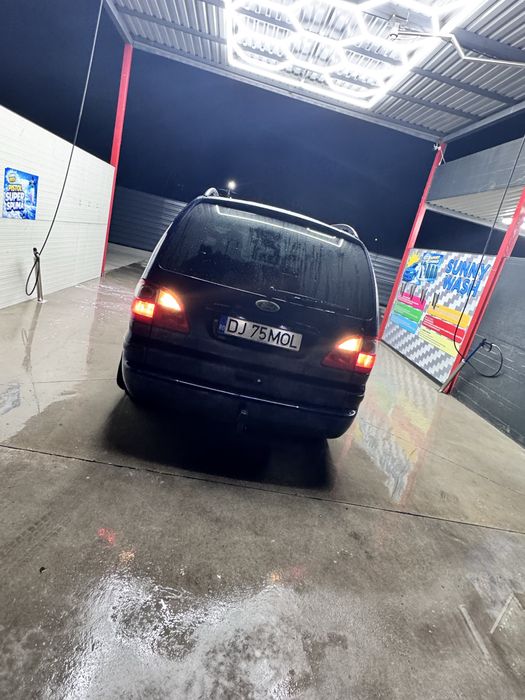 FORD Galaxy 2004 — imagine 2