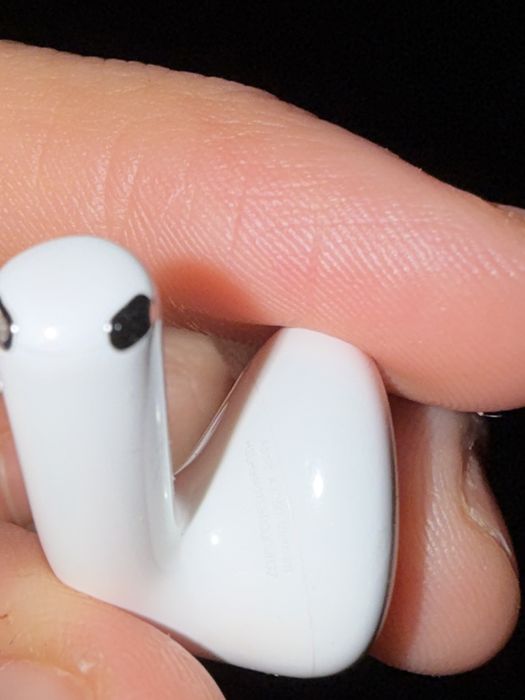 Б/У оргинальные Airpods 4 ANC 3050 модели.