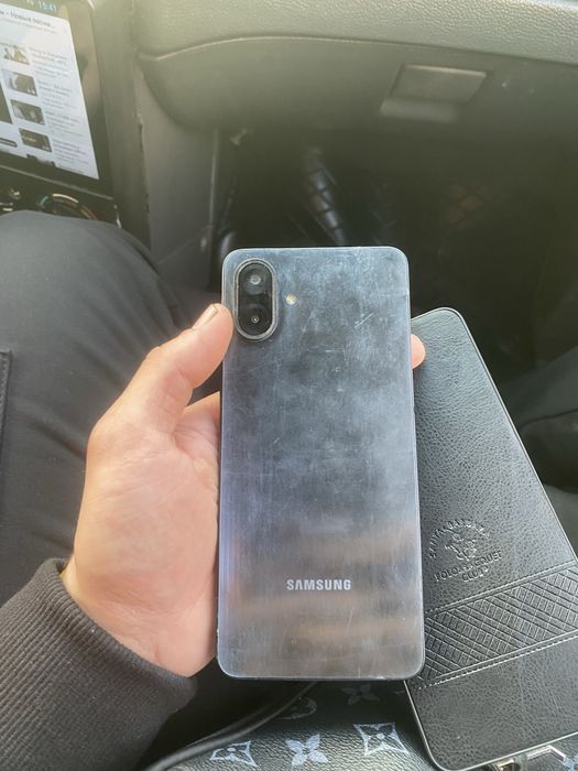 Продам самсунг а07