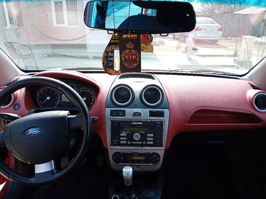 Ford fiesta 1.4 benzina