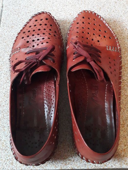 Дамски обувки естествена кожа и работни обувки