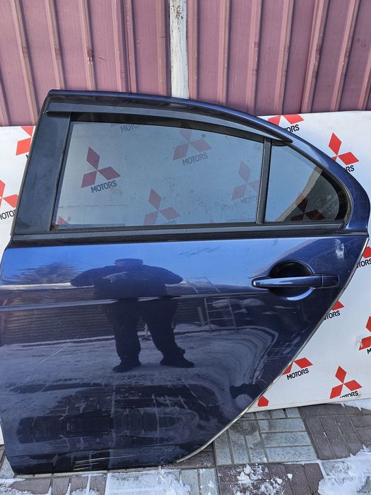 Крылья передние, капот