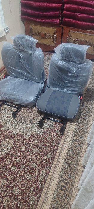 Сидения дамас Орта катор янги