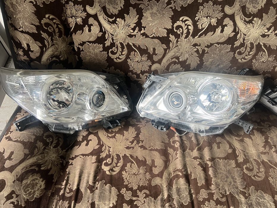 Фары на Прадо 150 рестайлинг, до рестайлинг оригинал