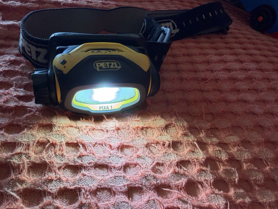 Челник Petzl Pixa 1