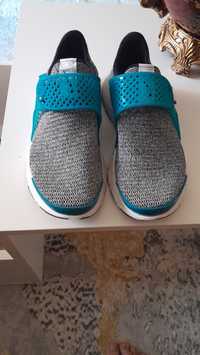 Nike sock hot sale dart olx