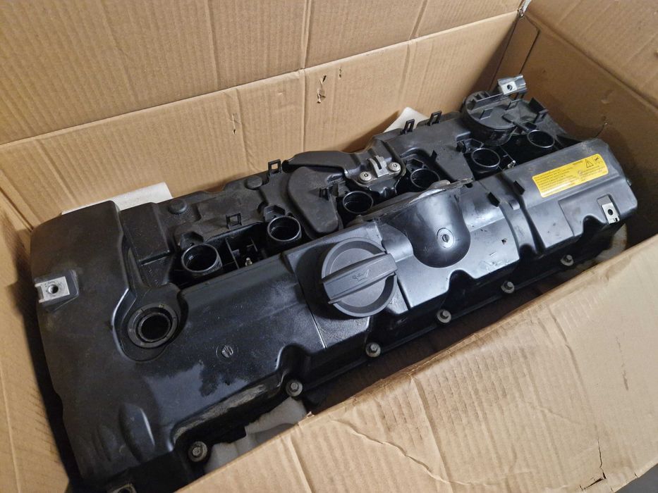 Капак клапани BMW N52 125i 130i 323i 325i 328i 330i 525i 528i 530i 630