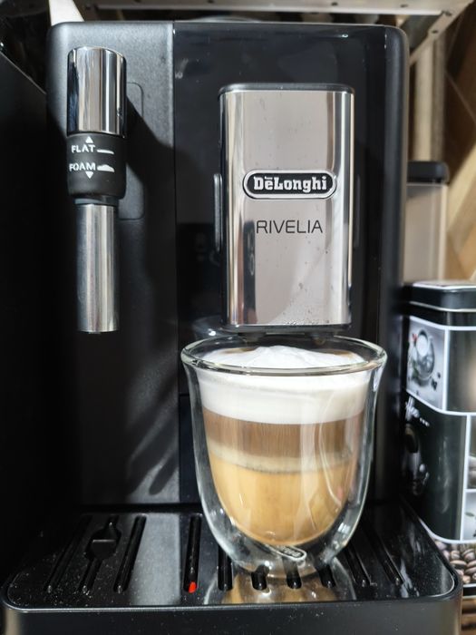 Espresor DeLonghi Rivelia Garanție 1 An Impecabil 18 Bari
