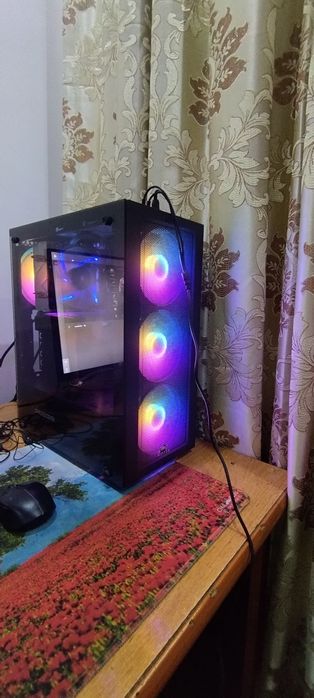 Продаётся системный блок
Подходит