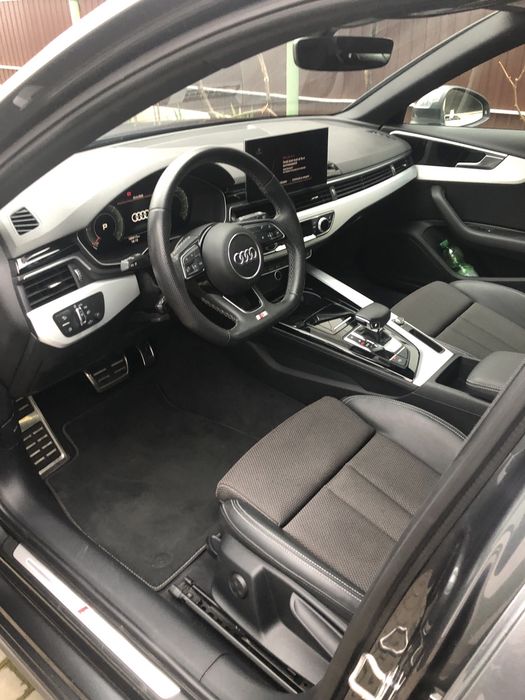 Audi A4 S-Line 2023