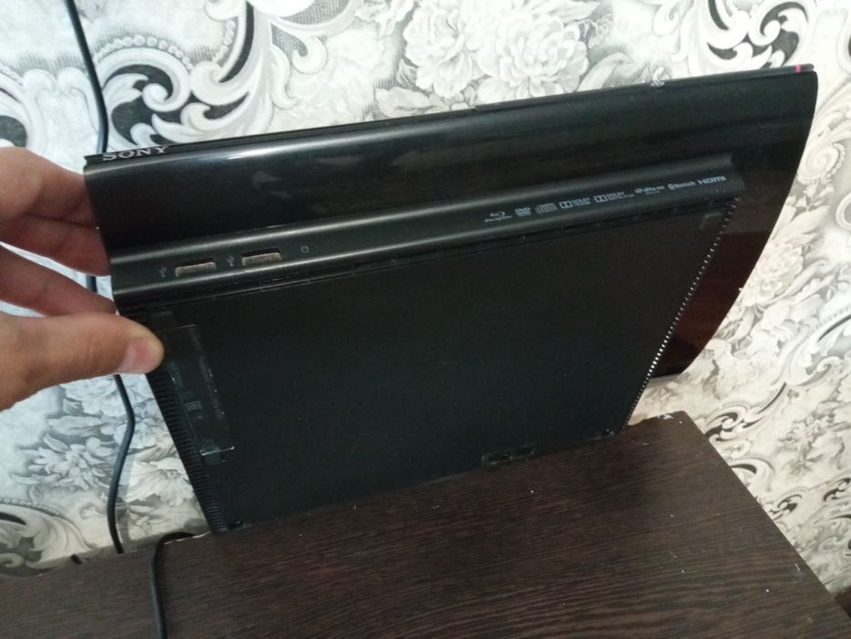 PS3 SuperSlim 500G-1TB