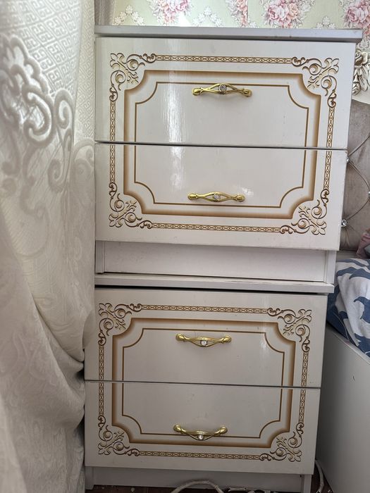 Спальный гарнитур