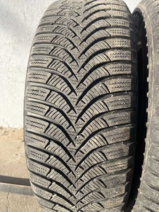 2 бр. зимни гуми 195/65/15 Hankook DOT 2719 6+ mm
