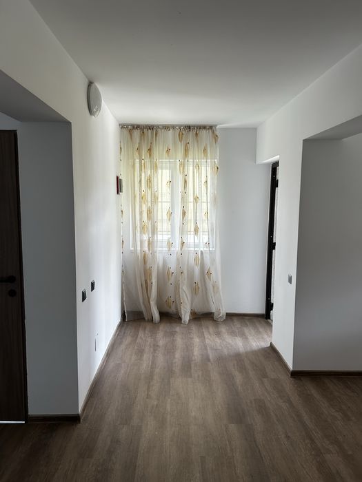 Casa noua de inchiriat Apahida la intrare in Campenesti