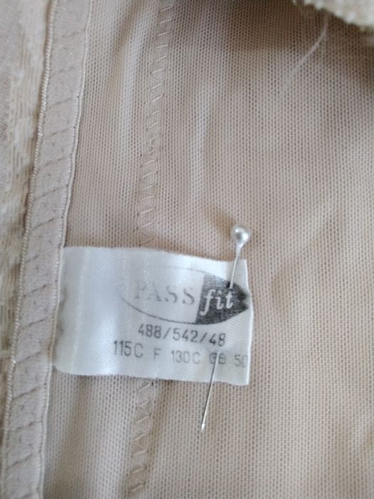 Corset fără chilot