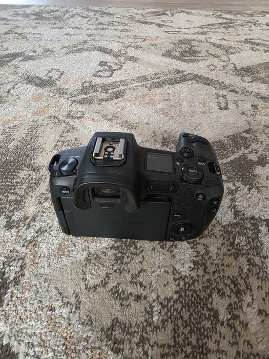 Фотоапарат Canon eos r