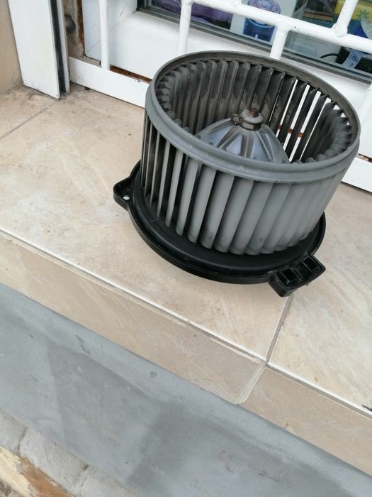 Вентилатор за парно за toyota yaris verso 1.3 vvti 2002ра година