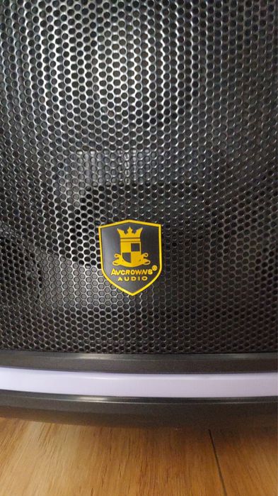 Музыкальная колонка новый мощный