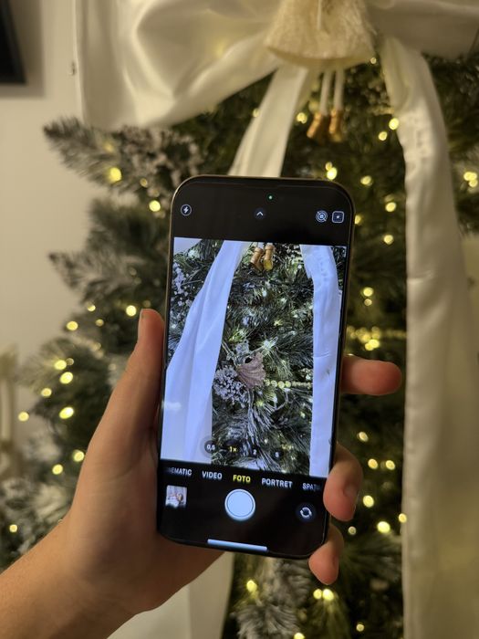 Iphone 16 pro Desert Titanium