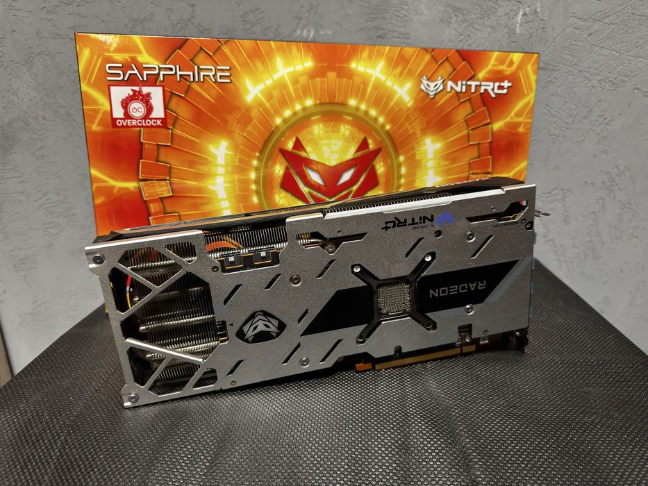 Saphire nitro amd rx 6700xt 12gb ddr6 gaming