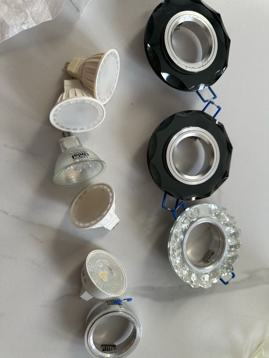 Продам софиты с лампочками