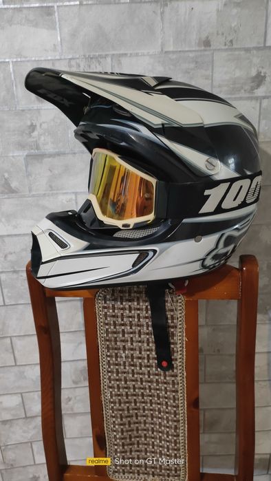 Продам шлем кроссовый