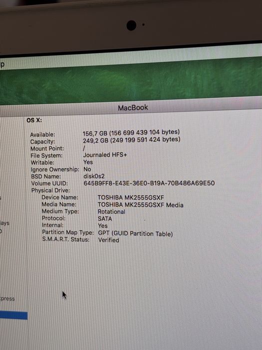 Apple MacBook white Late 2009 перфектно работещ