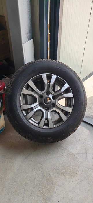 Гуми 265 60 18 континентал М+S 4 броя комплект